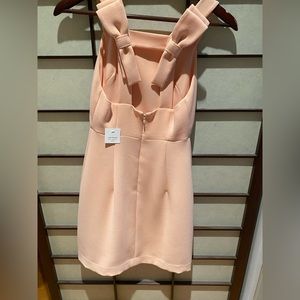 Club Monaco Dellena Bow Back Shift Dress apricot  NWT